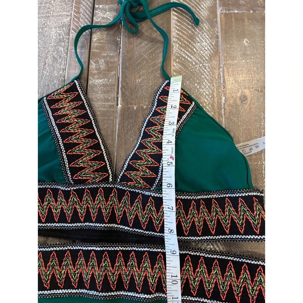 Unbranded dark green
